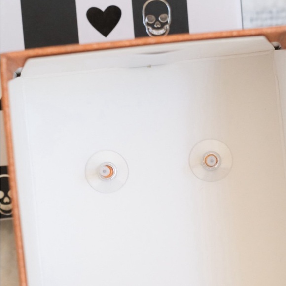 Betsy Johnson Black Cat Iridescent Rhinestone Drop Earrings, NWT,🌛 - Picture 6 of 11